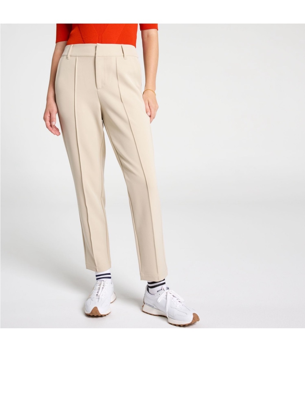 Women's Tailored Cropped Golf Trousers in Beige